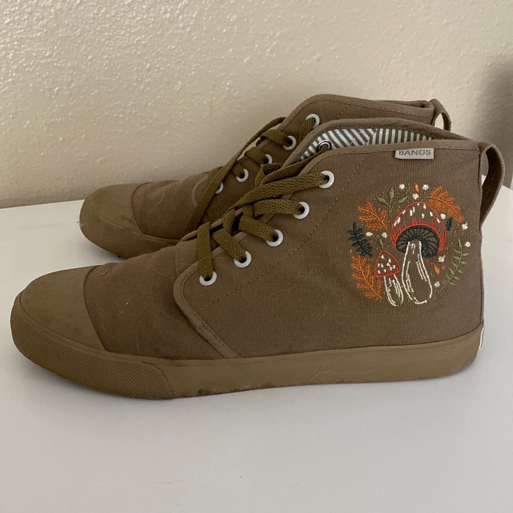 BANGS shoes